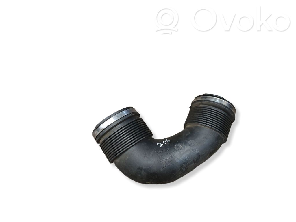 Audi Q7 4M Air intake duct part 