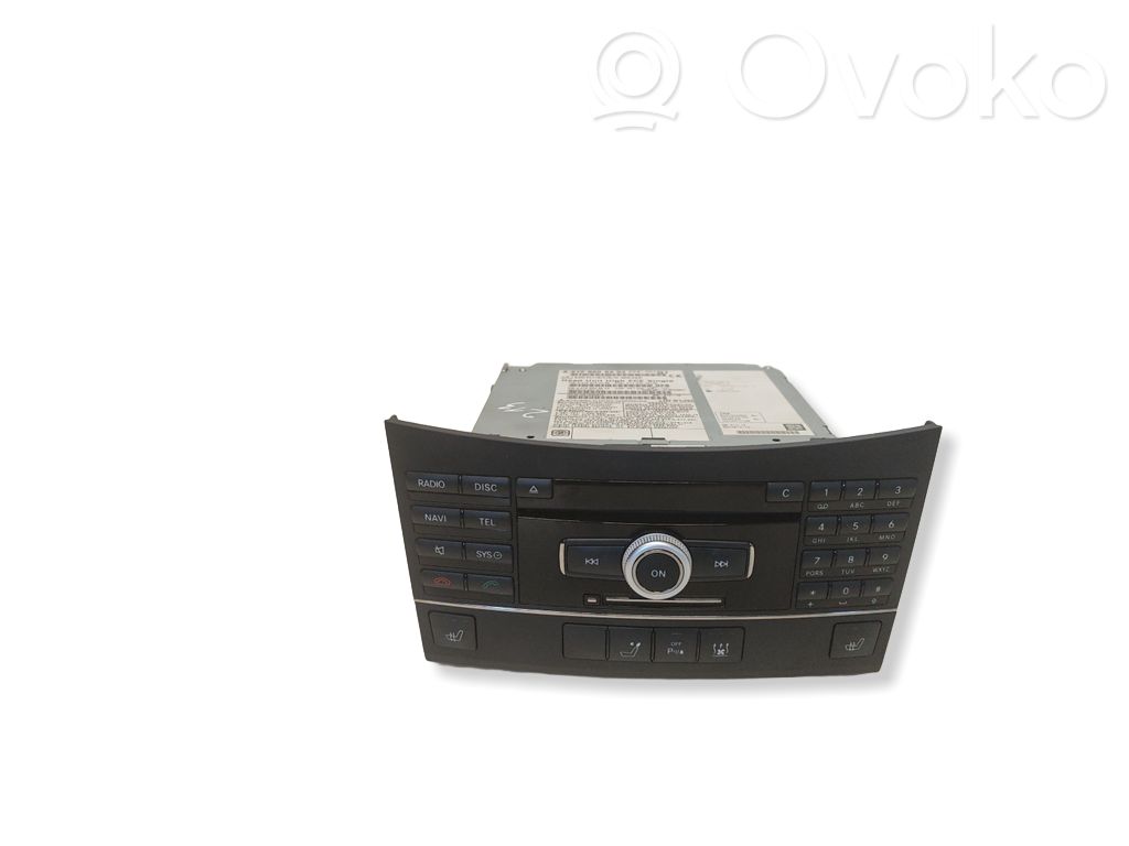 Mercedes-Benz E W212 Panel / Radioodtwarzacz CD/DVD/GPS 