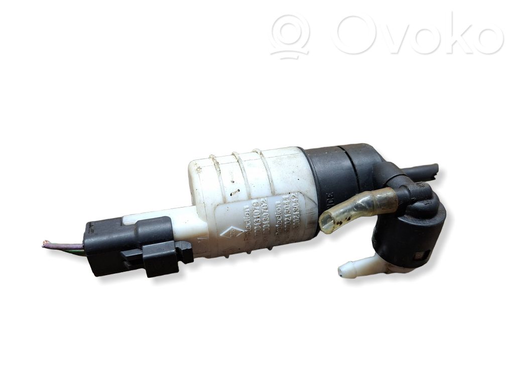 Renault Kangoo II Windscreen/windshield washer pump 