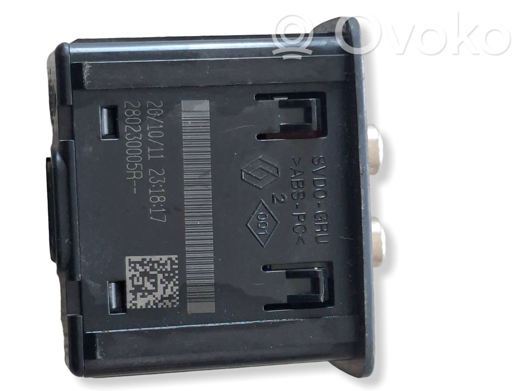 Renault Scenic III -  Grand scenic III Enchufe conector entrada auxiliar 