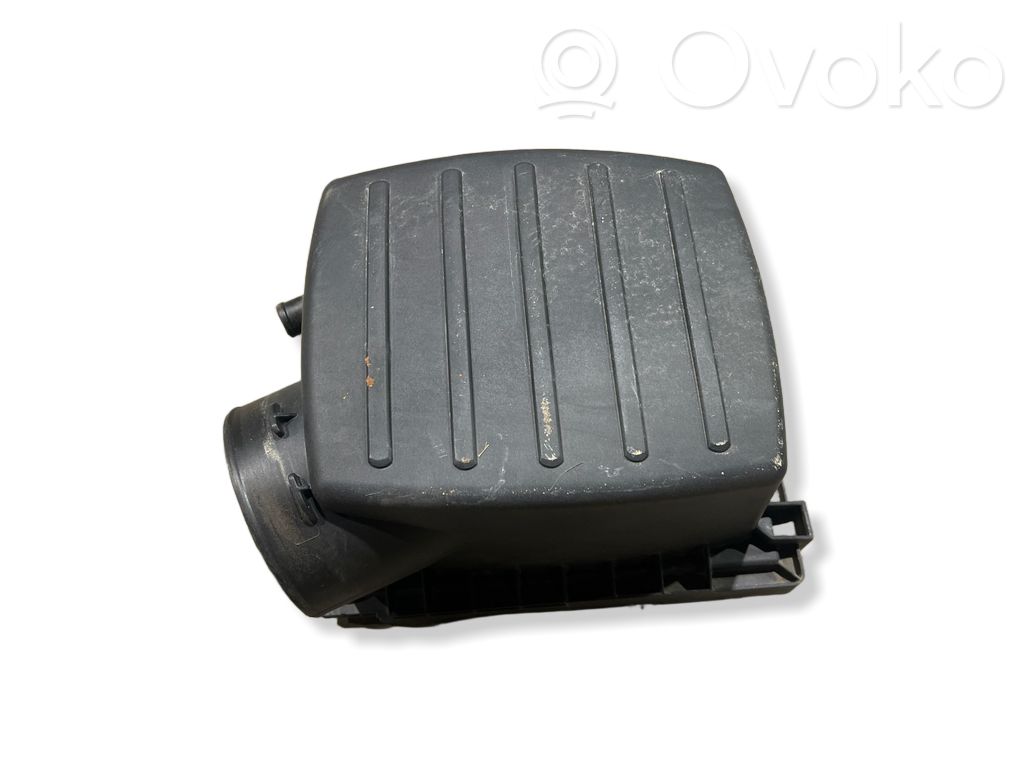 Dodge Durango III Air filter box cover 