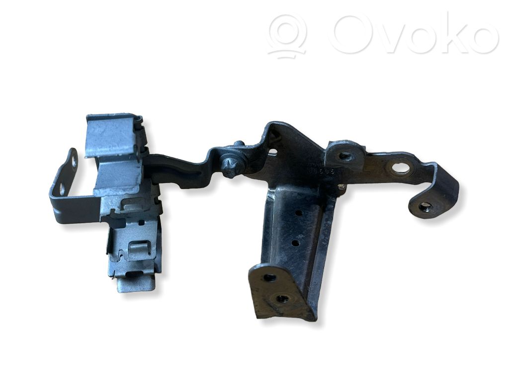 Mercedes-Benz CLS C257 Other engine part 