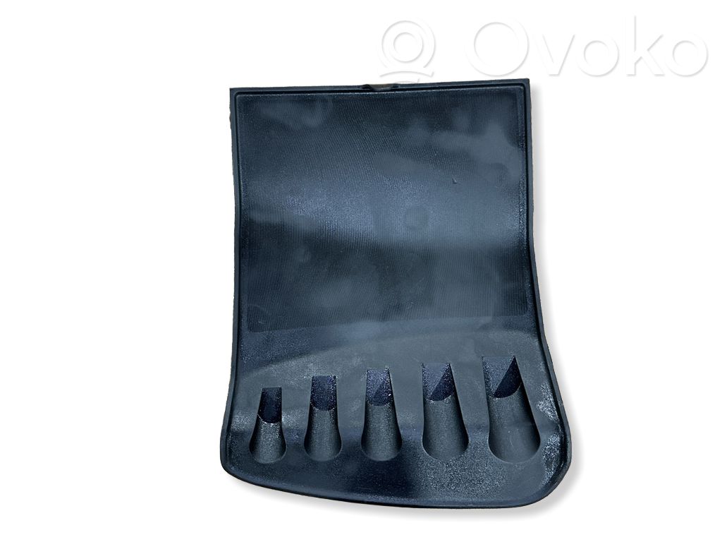 Chrysler Pacifica Glove box pad 