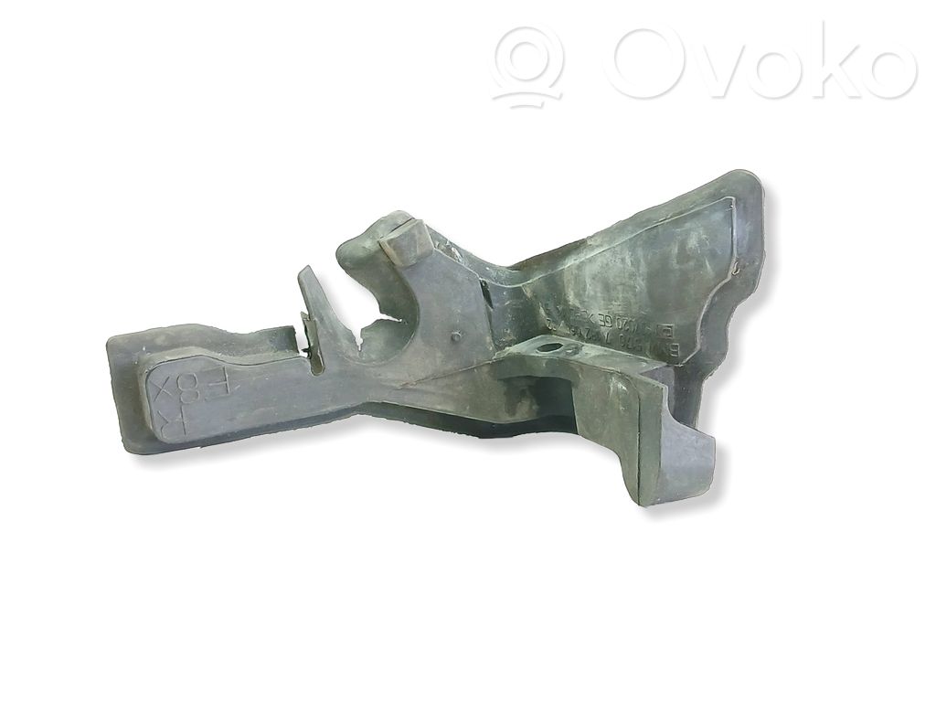 BMW 1 E82 E88 Engine compartment rubber 