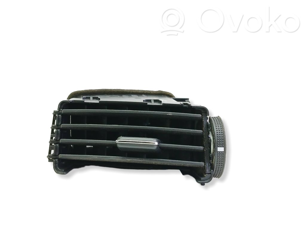 Toyota Corolla Verso E121 Griglia di ventilazione centrale cruscotto 