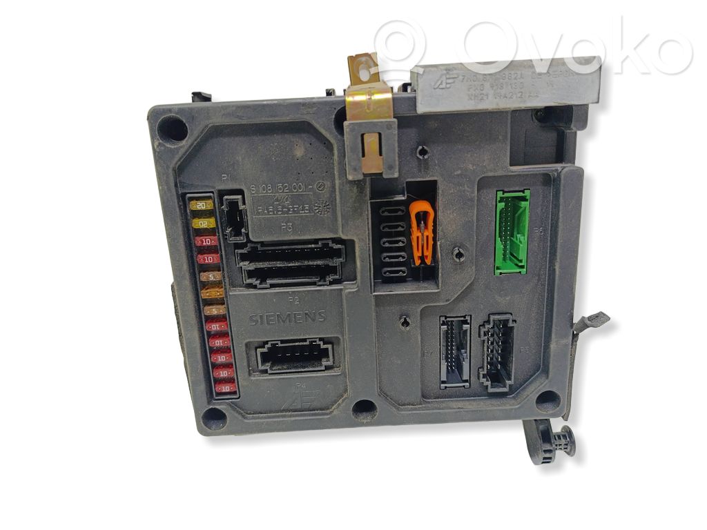 Seat Alhambra (Mk1) Fuse module 