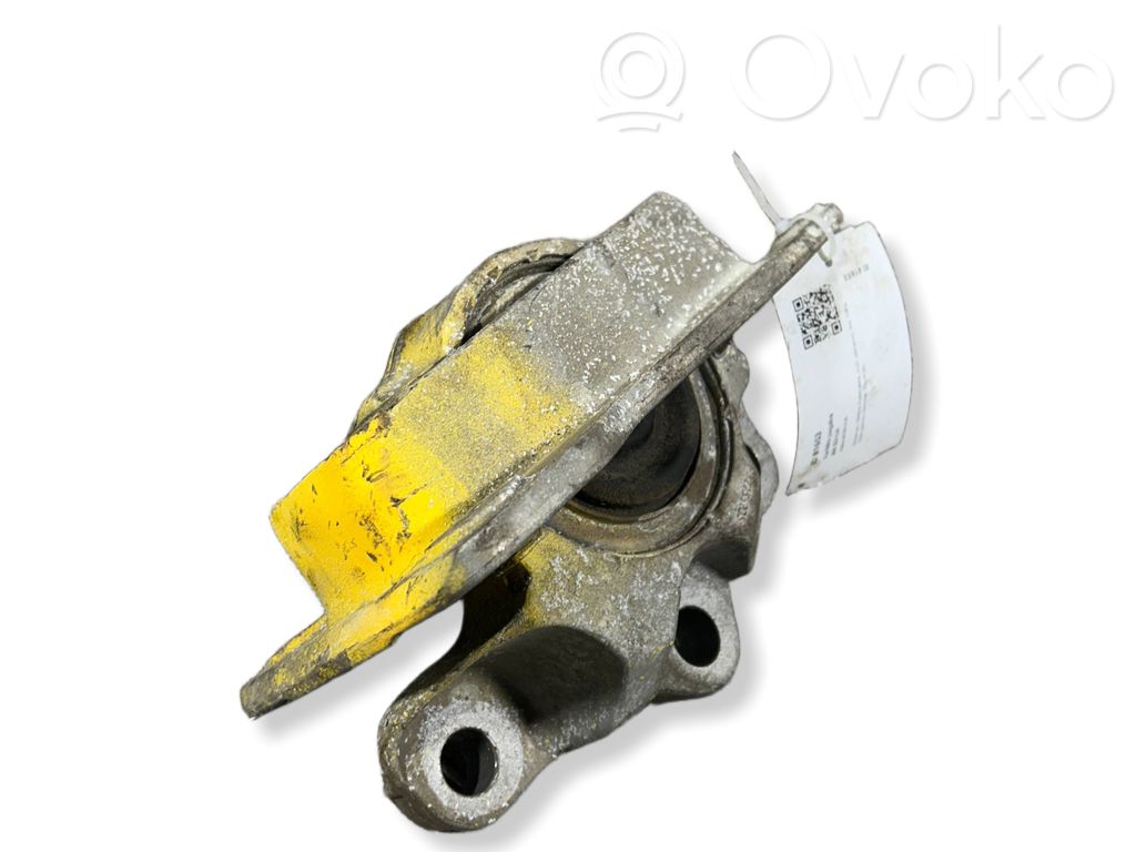 Engine mount bracket   32255205
