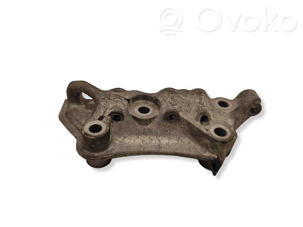 Engine mounting bracket   9811186980