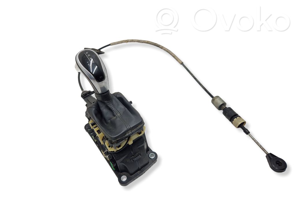 Volvo V70 Gear shifter/selector 