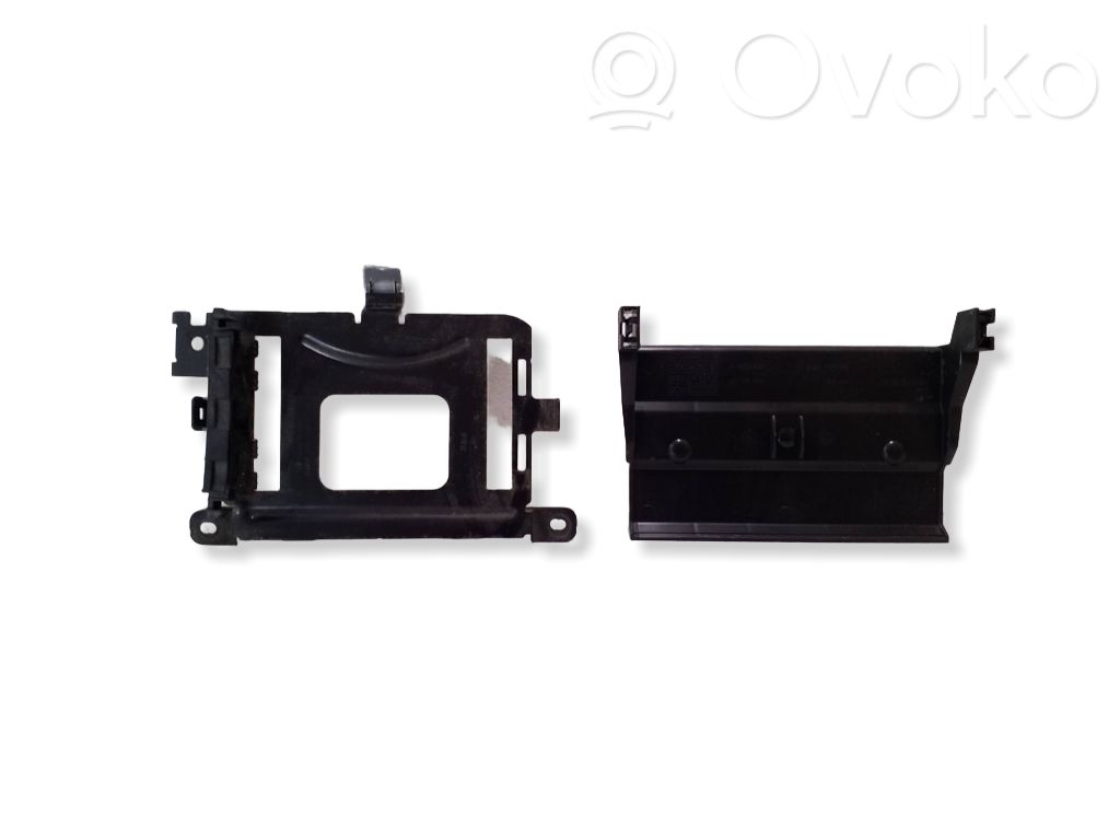 Audi Q3 8U Support calculateur moteur 