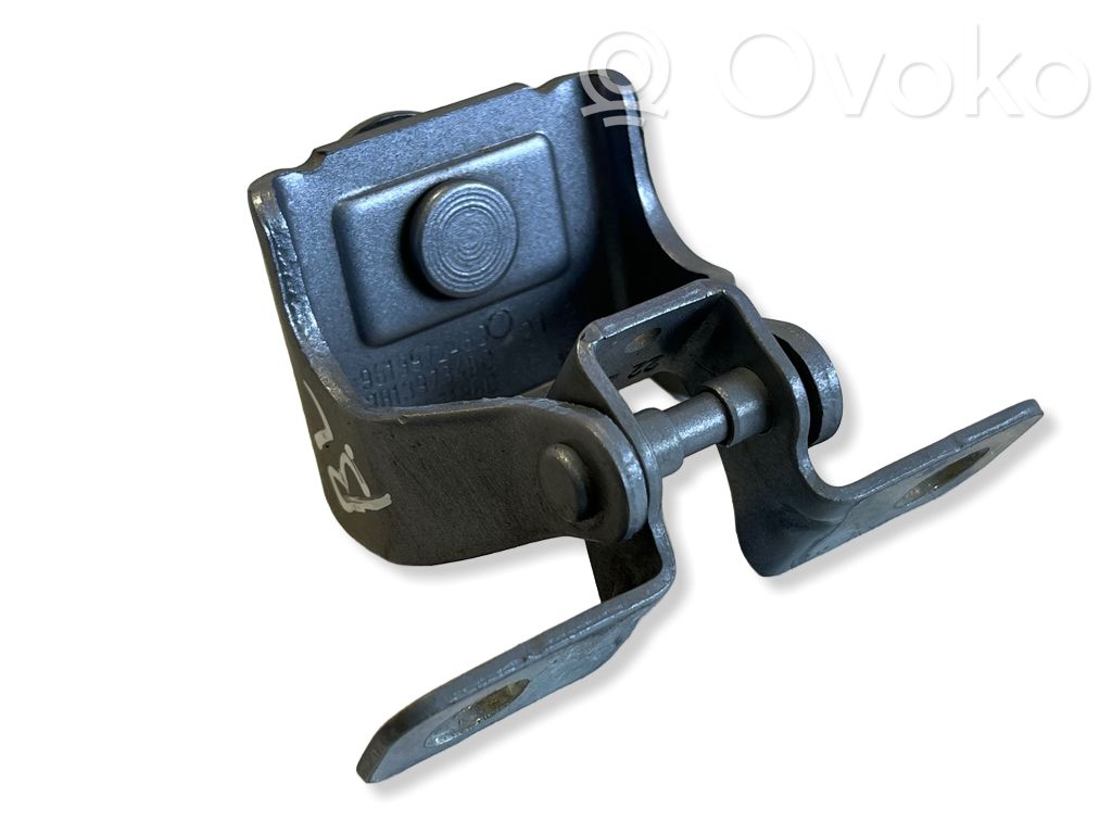 Tailgate/trunk/boot hinge   9813972480