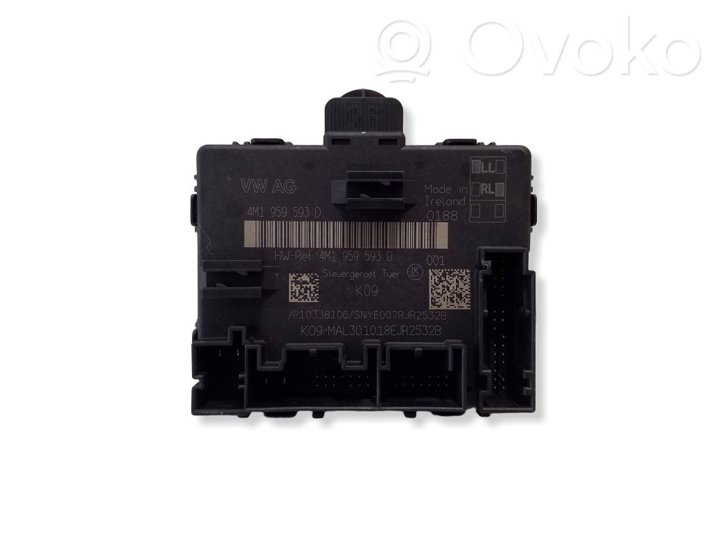 Volkswagen Touareg III Door control unit/module 