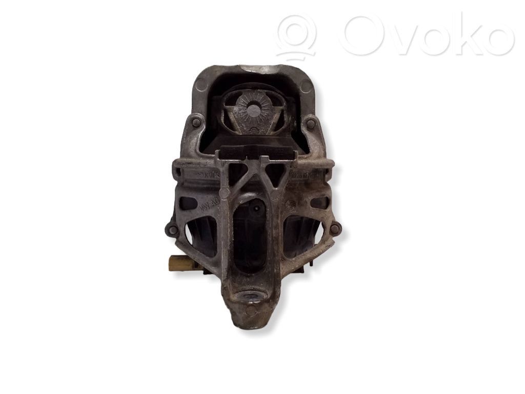 Volkswagen Touareg III Engine mount bracket 