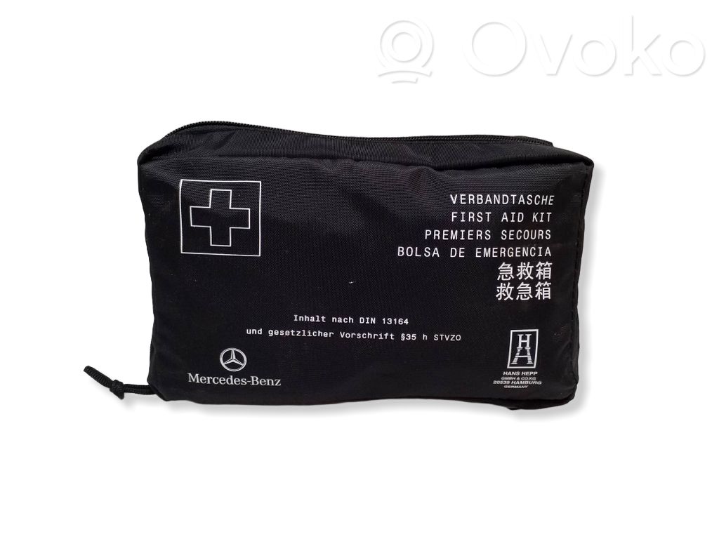 Mercedes-Benz EQB First aid kit 