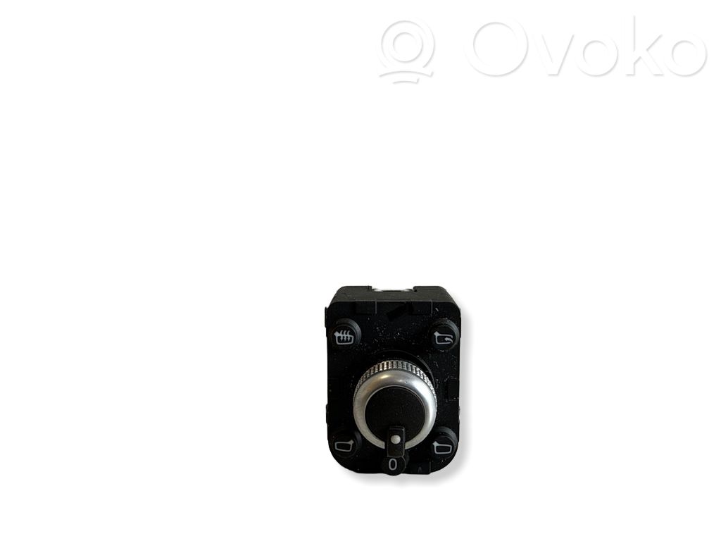 Audi Q3 F3 Wing mirror switch 