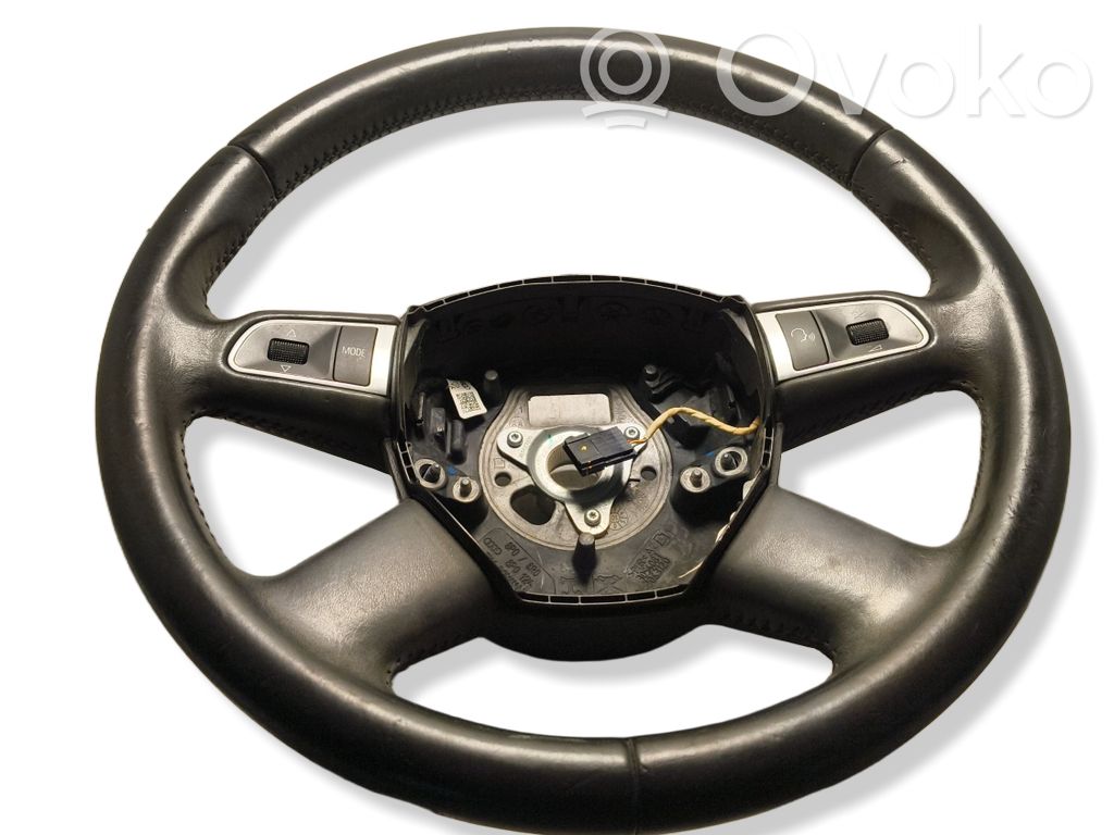 Audi A3 S3 8P Steering wheel 