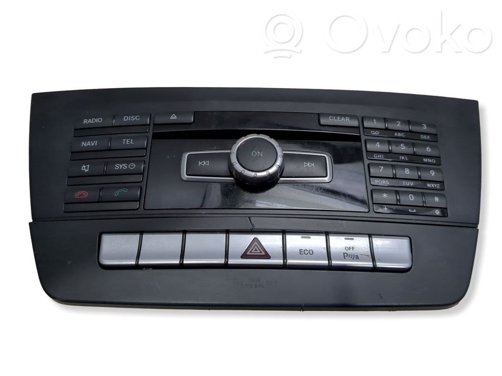 Mercedes-Benz C AMG W204 Botón interruptor de luz de peligro 