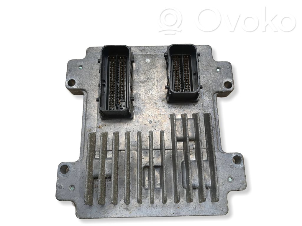 Opel Meriva B Calculateur moteur ECU 