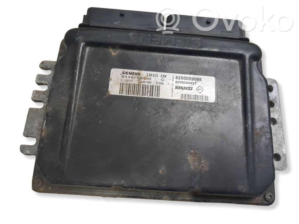 Renault Master II Engine control unit/module 