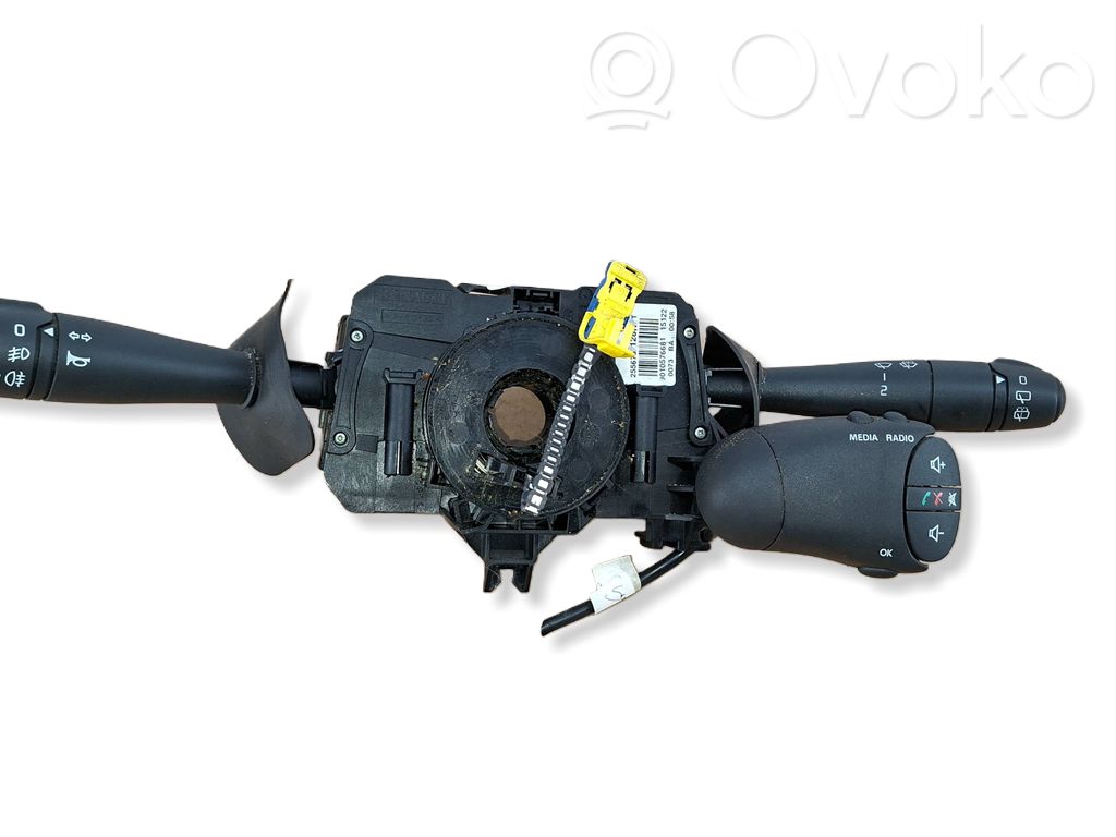 Dacia Duster Wiper turn signal indicator stalk/switch 