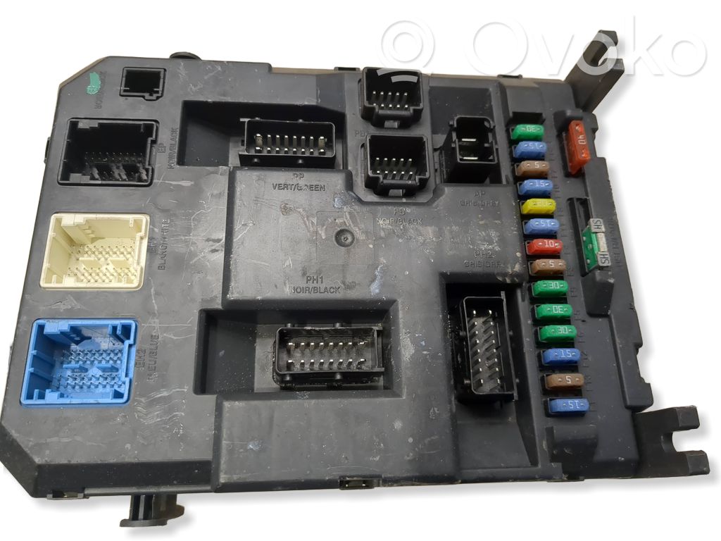 Citroen C4 II Picasso Comfort/convenience module 