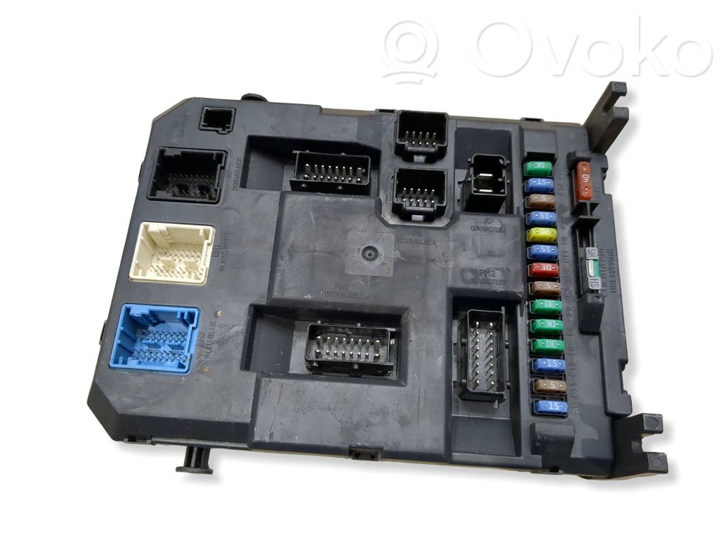 Peugeot 208 I Comfort/convenience module 