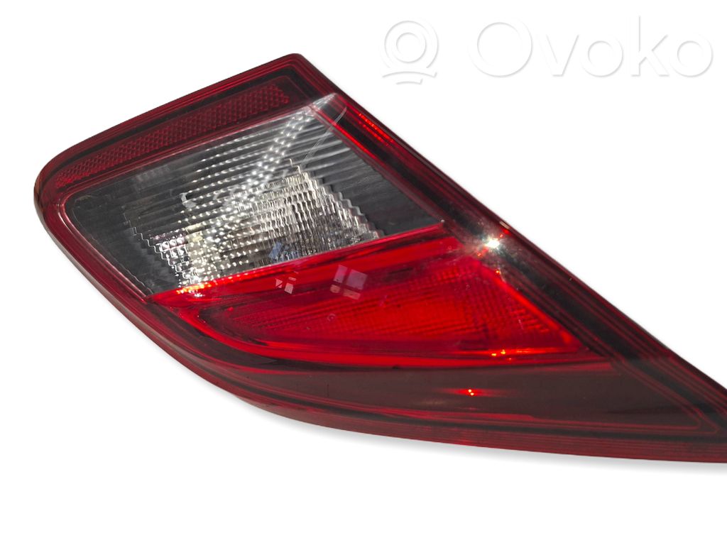 Opel Corsa E Tailgate rear/tail lights 