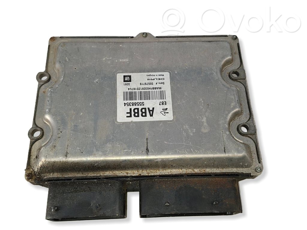 Opel Meriva B Engine control unit/module 