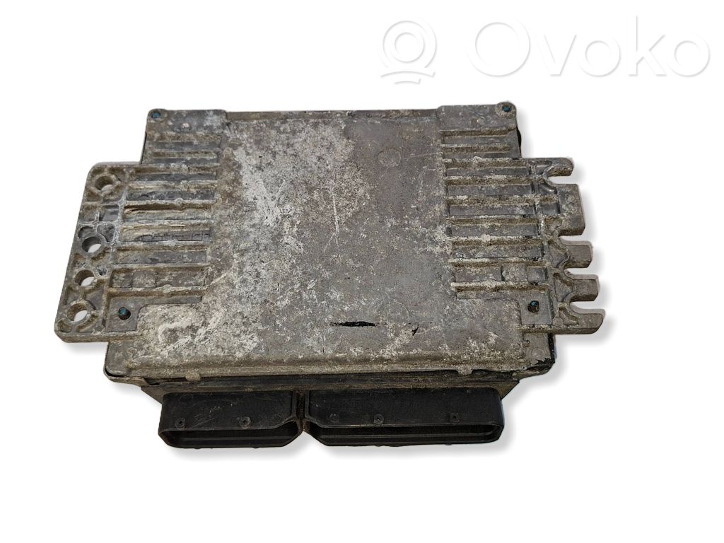 Nissan Note (E11) Engine control unit/module 
