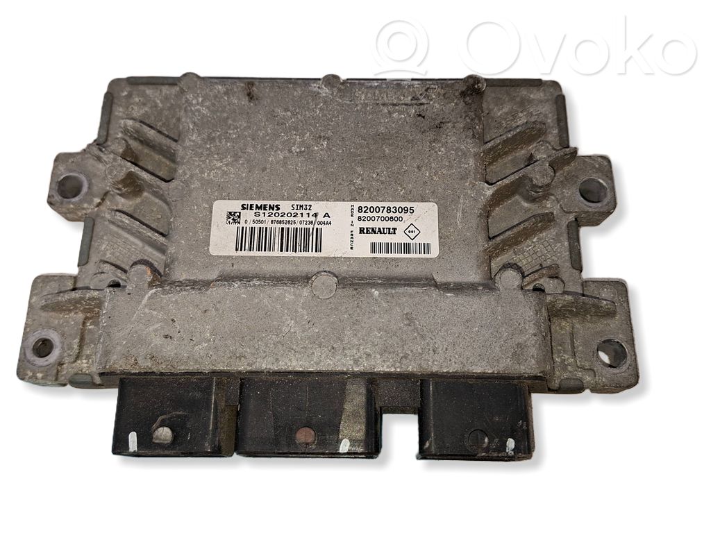 Renault Clio III Engine control unit/module 