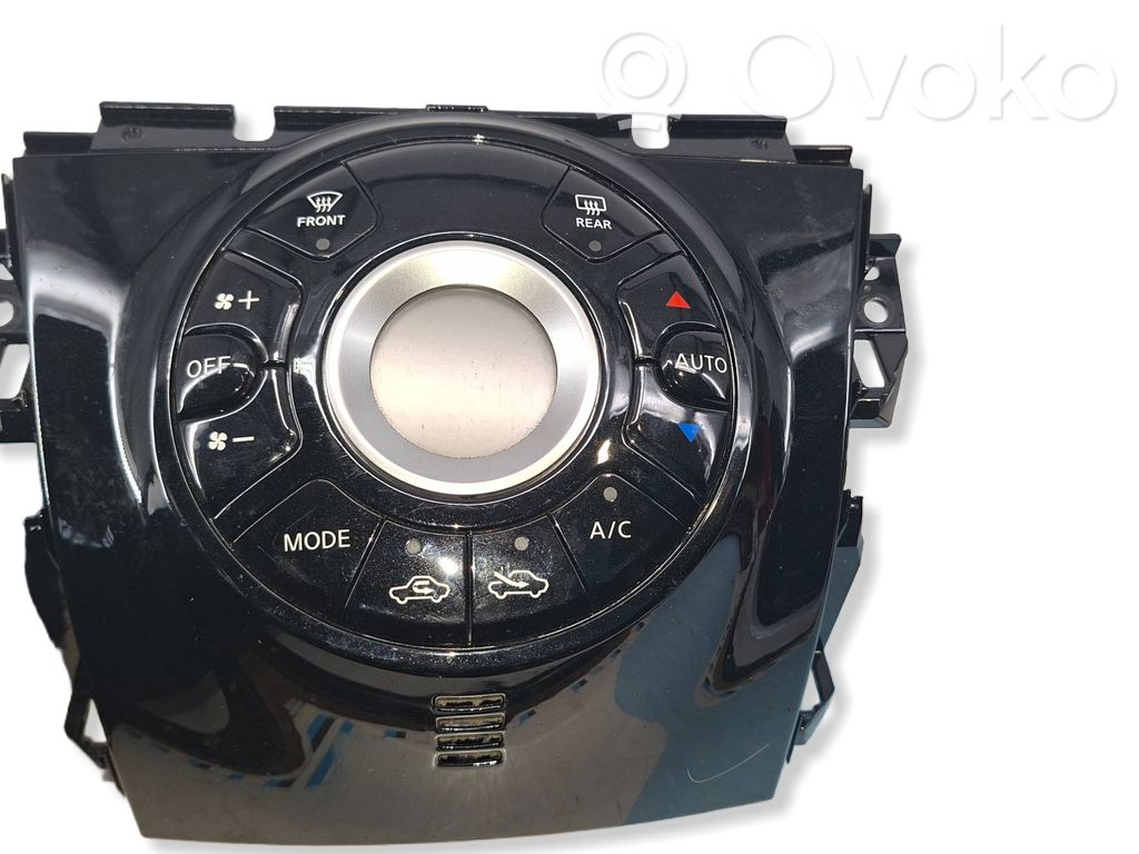 Nissan Note (E12) Climate control unit 
