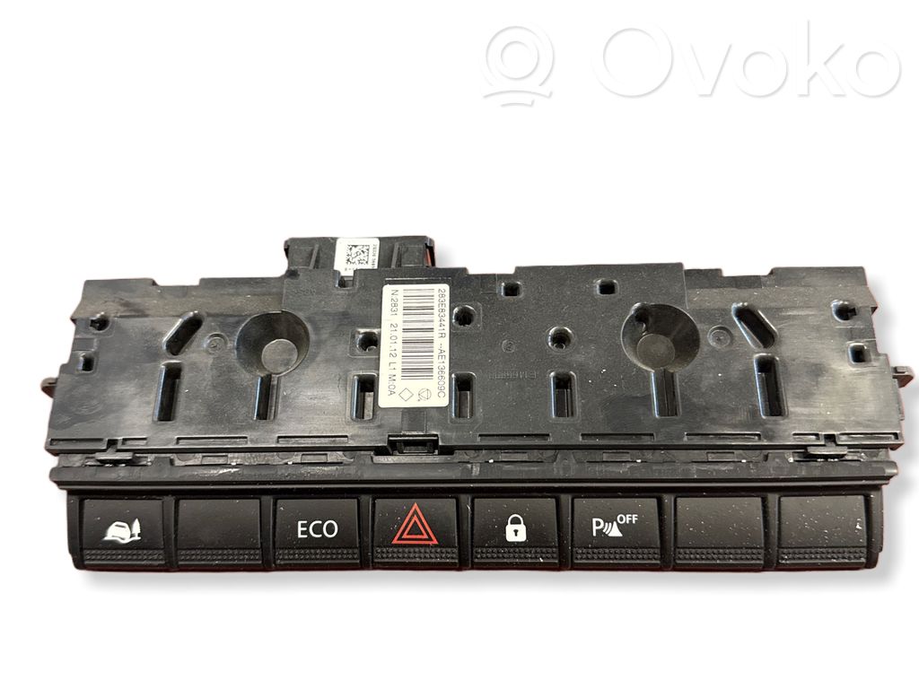 Renault Master III Hazard light switch 