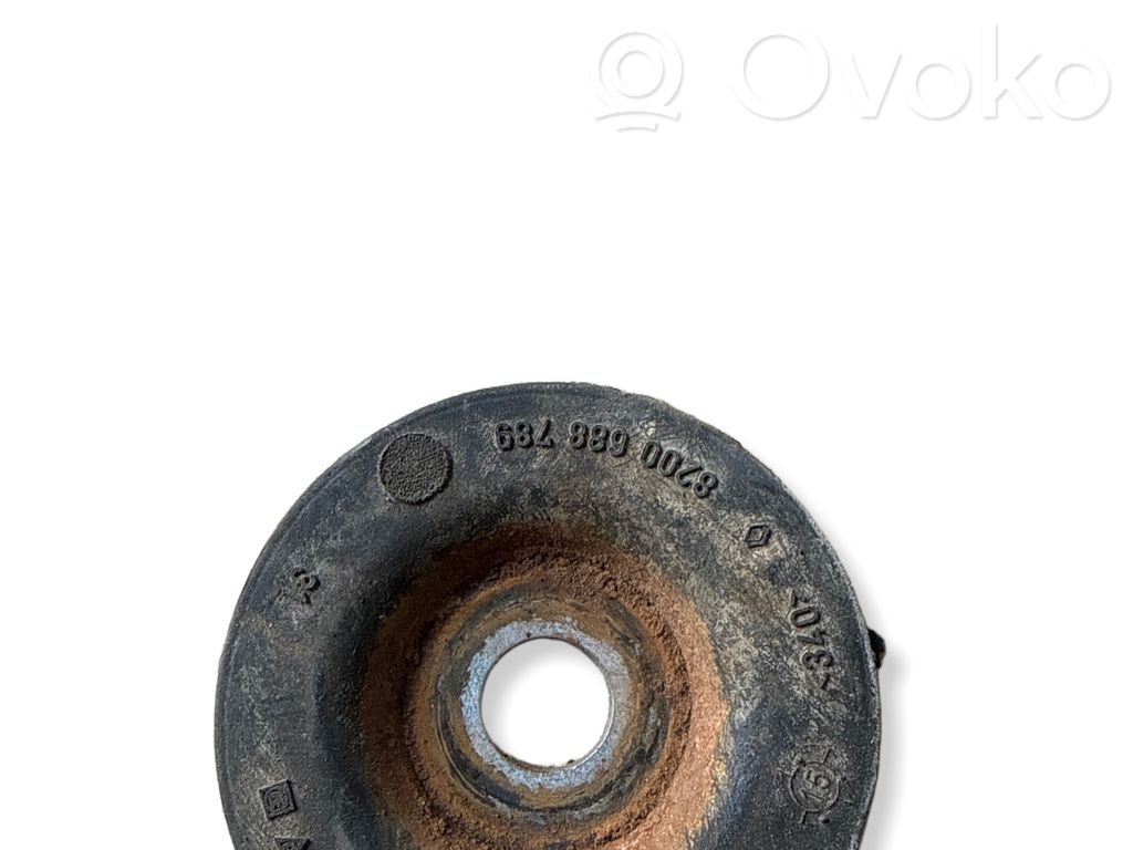 Coil spring mount   8200688789