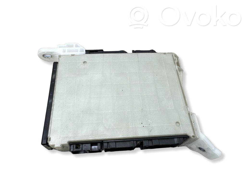 Toyota Corolla E210 E21 Comfort/convenience module 