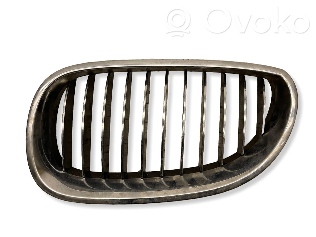 BMW 5 E60 E61 Front bumper upper radiator grill 