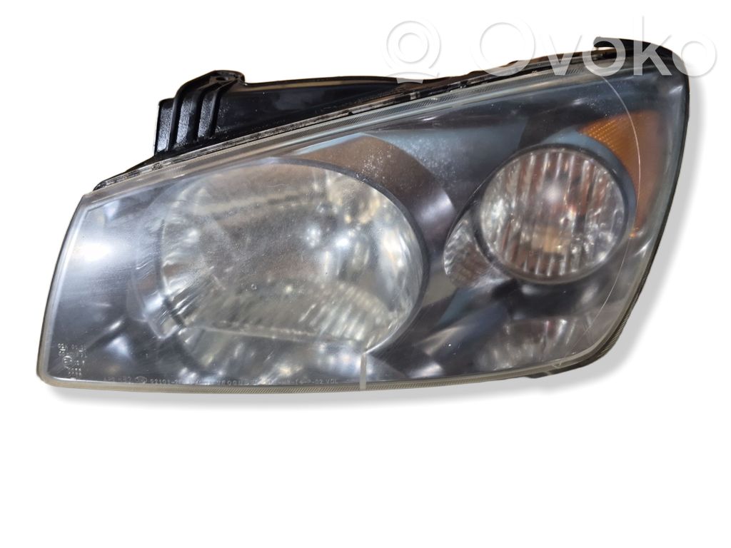 KIA Cerato Phare frontale 
