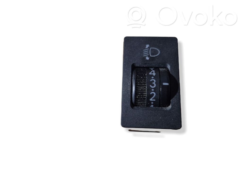 Headlight level height control switch