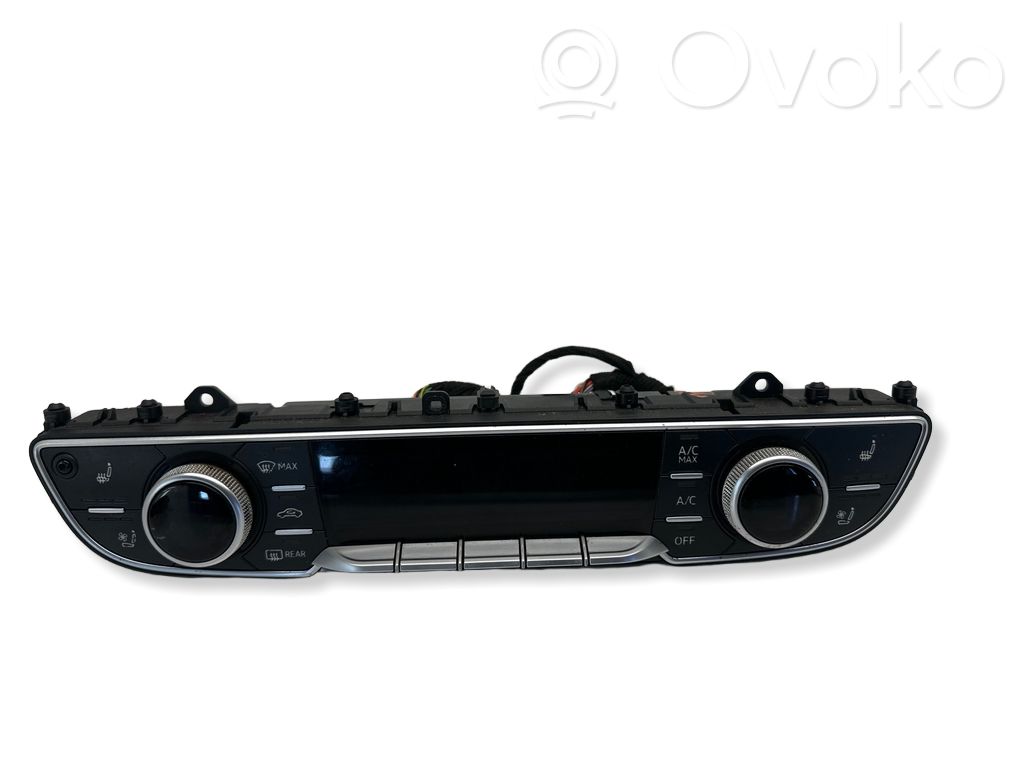 Audi Q7 4M Climate control unit 