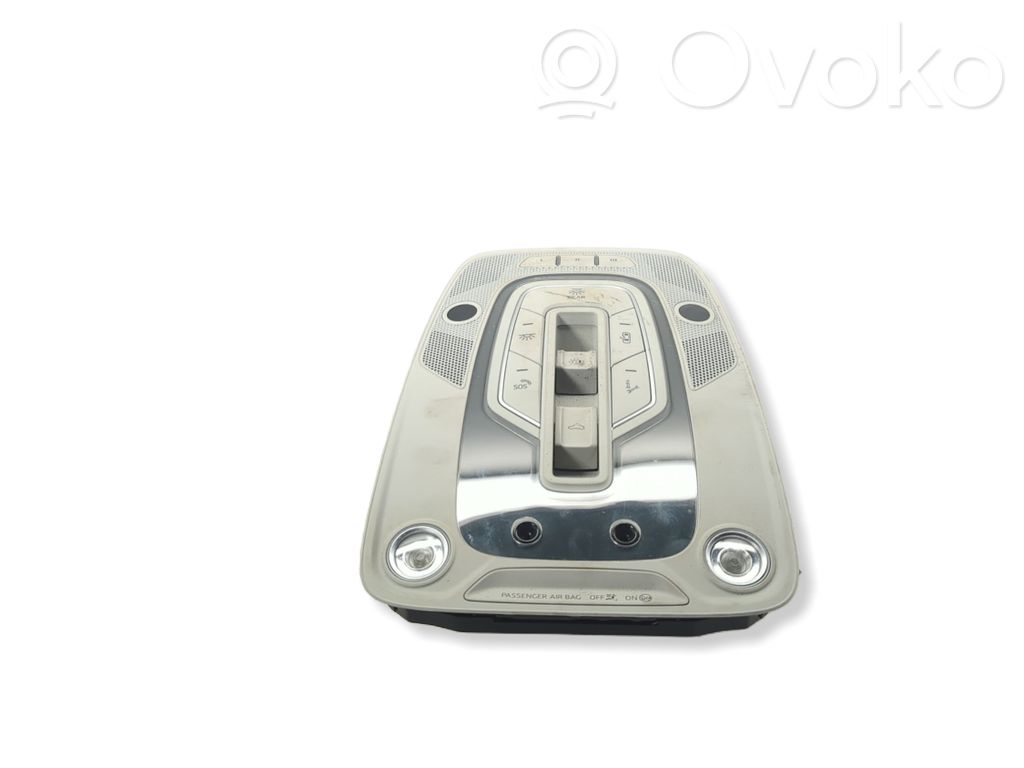 Audi Q7 4M Luz del asiento delantero 