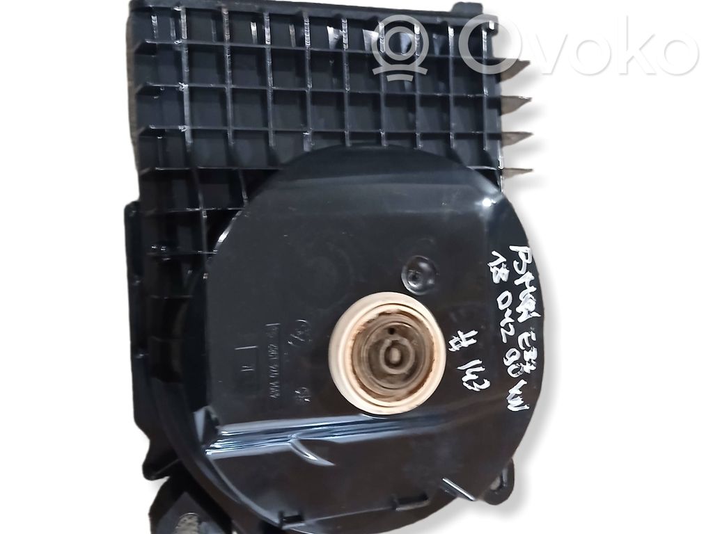 Subwoofer   18820010,902275492902,6925330