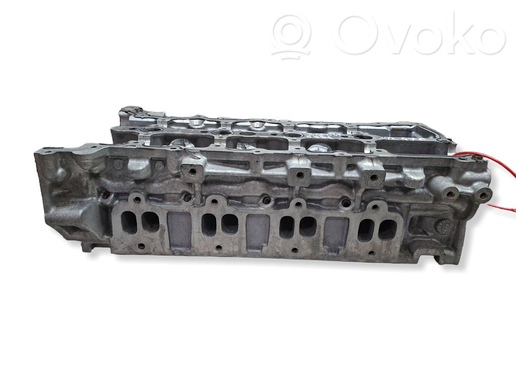 Renault Trafic II (X83) Engine head 