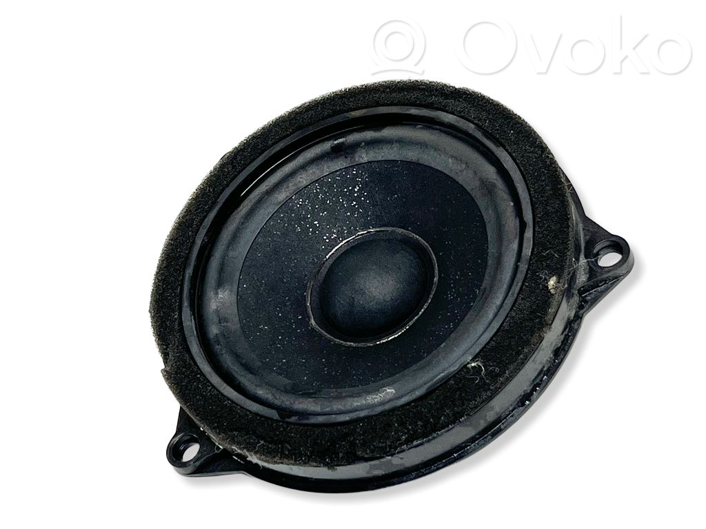 BMW X5 G05 Altavoz de la puerta delantera 