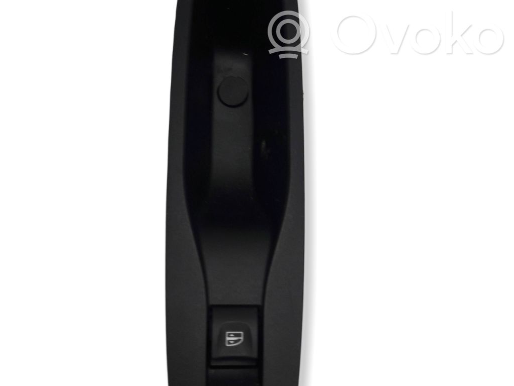 Renault Kadjar Electric window control switch 