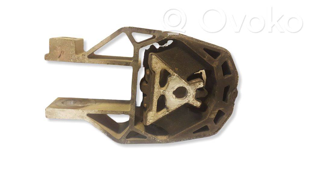 Volvo V40 Engine mount bracket 