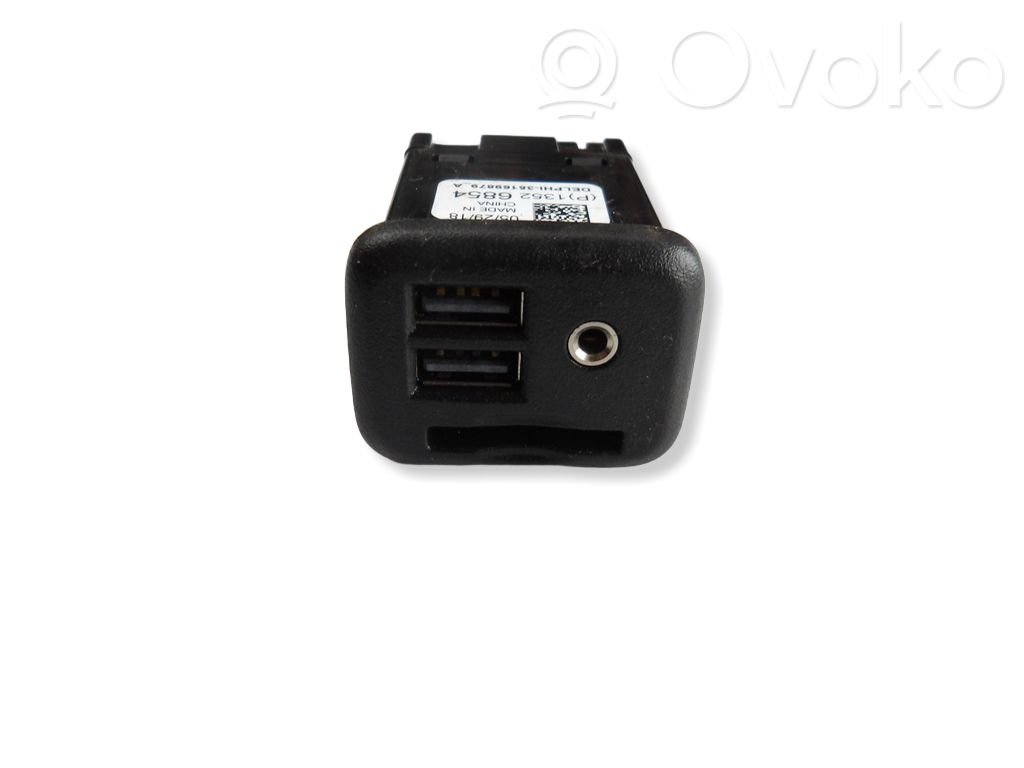 Enchufe conector USB   KRAUSMOTORS,13526854