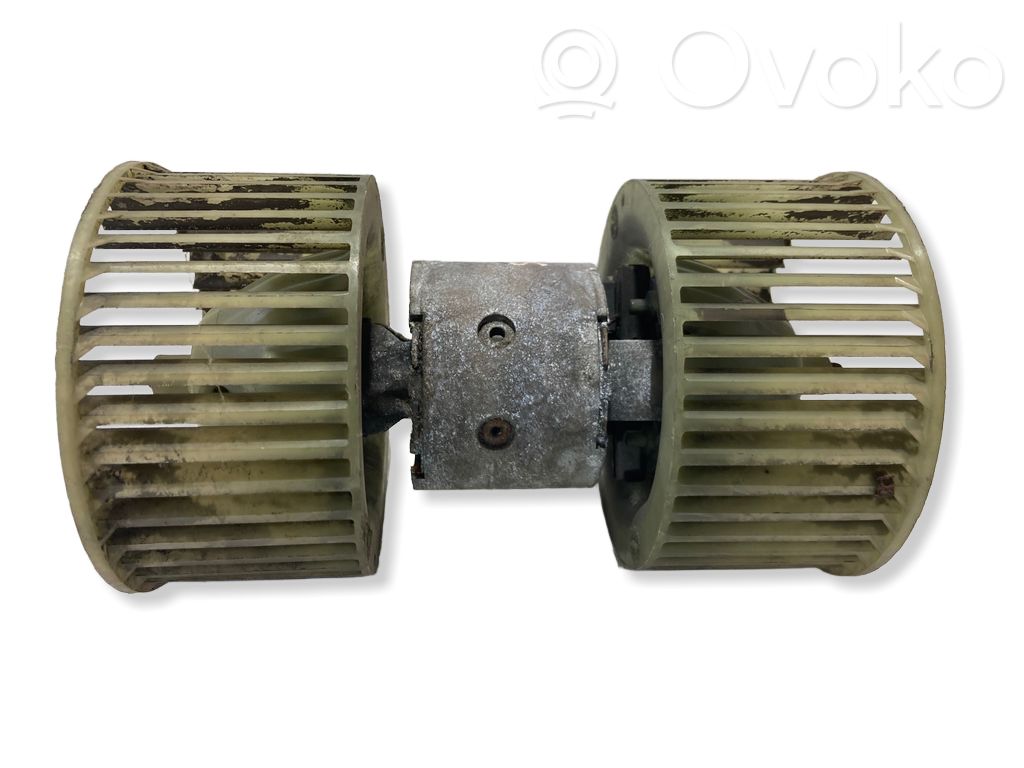 Mazā radiatora ventilators   0130111135