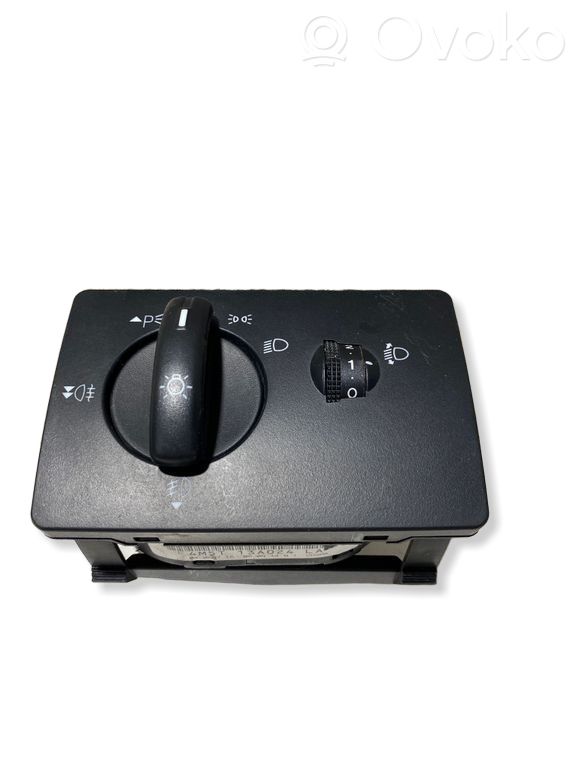 Ford Focus Light switch 