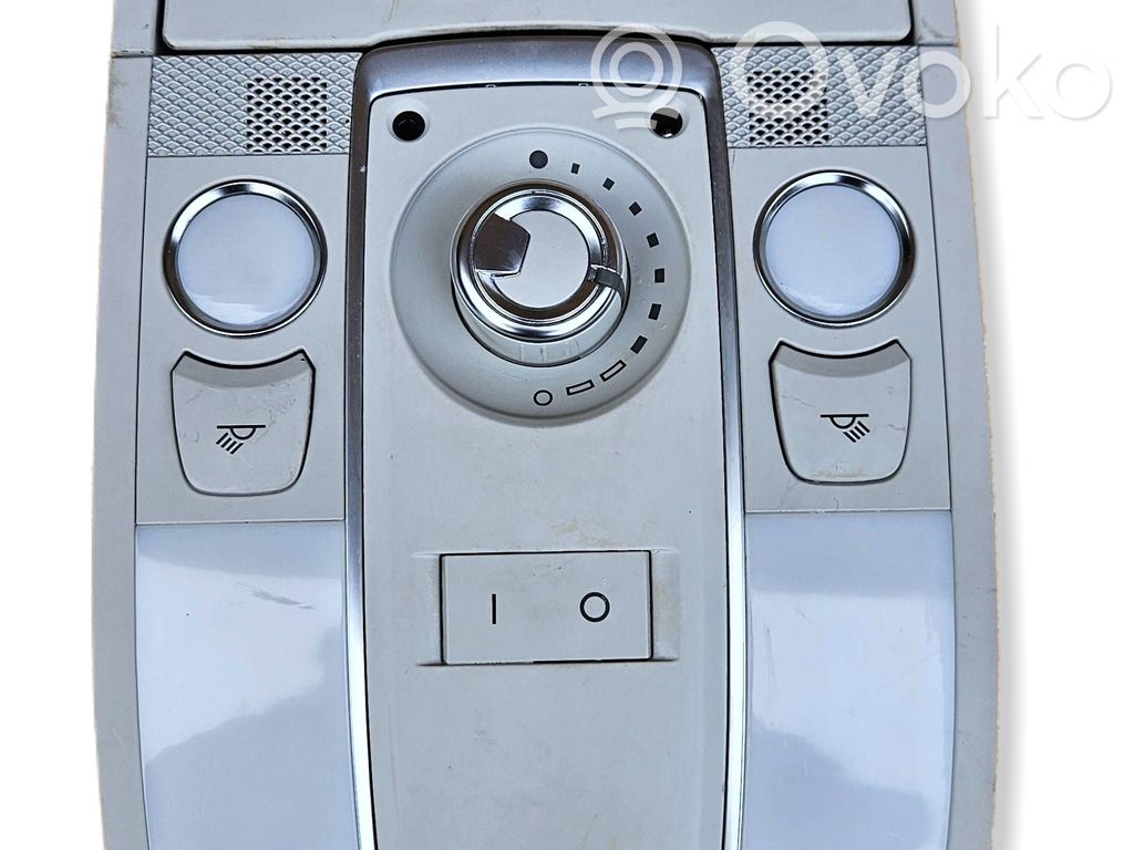 Audi A6 S6 C6 4F Front seat light 