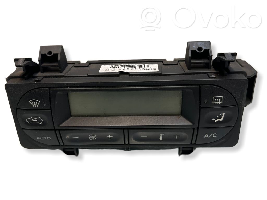 Peugeot 1007 Climate control unit 