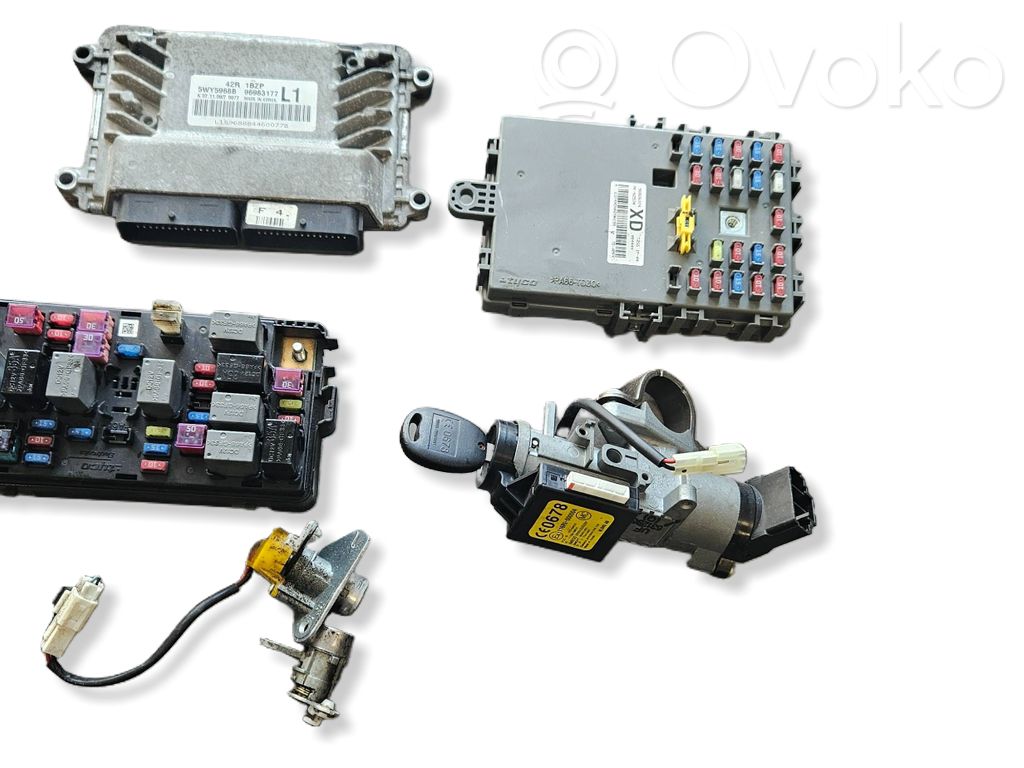 Chevrolet Aveo Juego de cerradura y set ECU del motor 